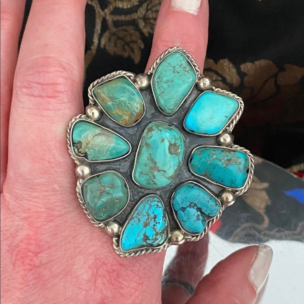 Sold 🌸 Native and Gorgeous and Turquoise ring - Picture 7 of 8